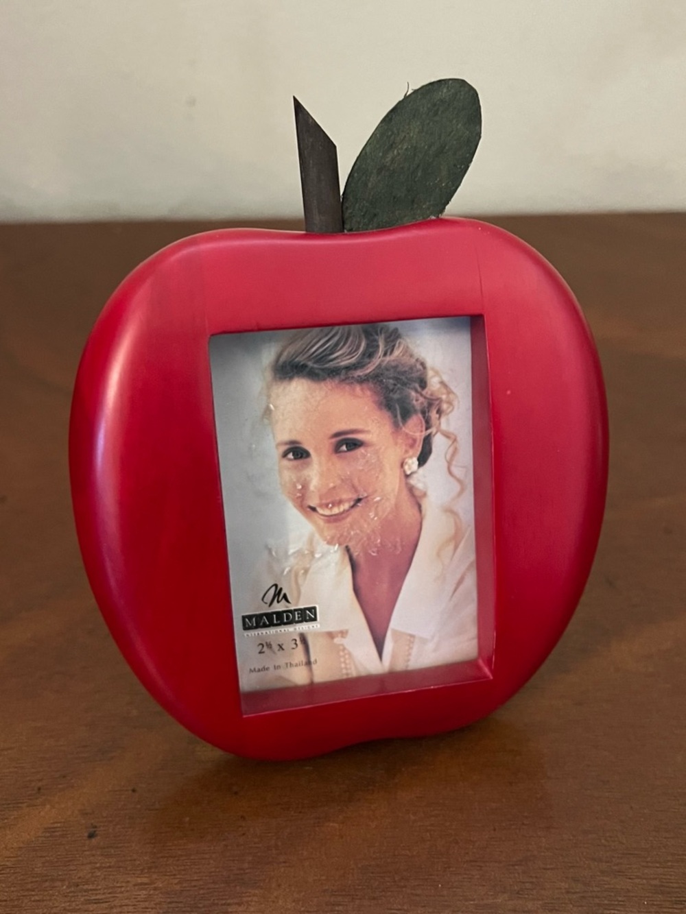 NEW Malden Red Apple Photo Frame 2.5x3.5 Teacher Student End Of School Year Gift